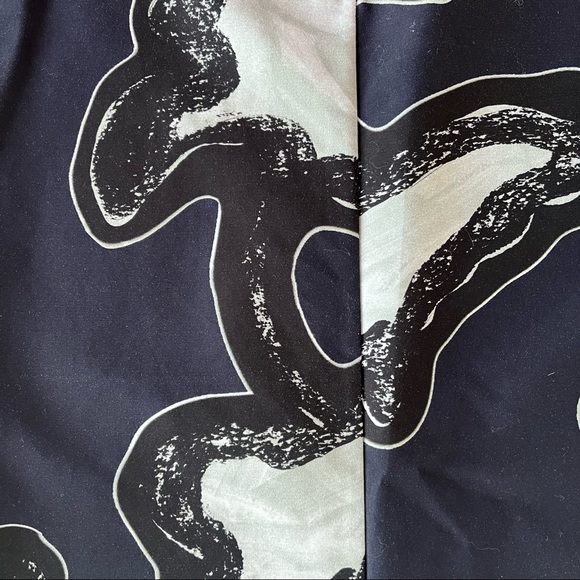 COS graphic shirt - Picture 2 of 3